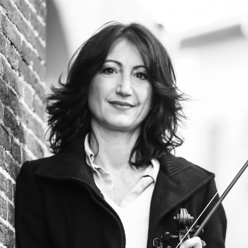Violino: Luisa Di Menna